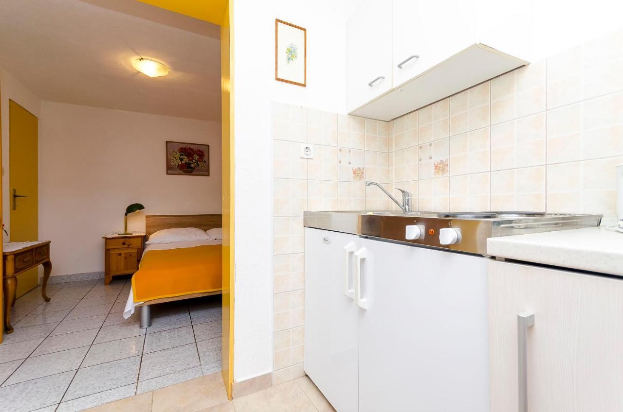 Apartments Marijana Trogir Exterior photo